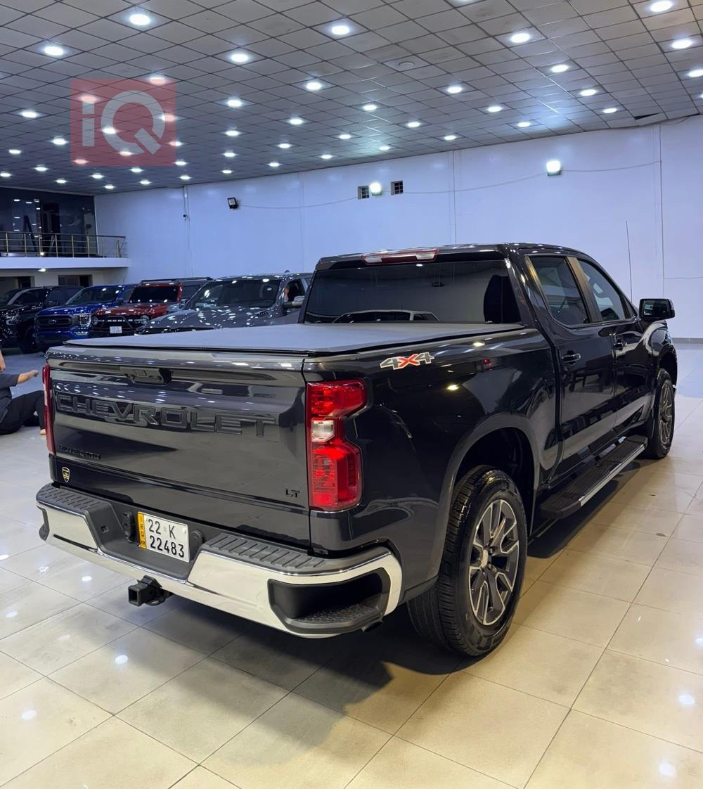 Chevrolet Silverado